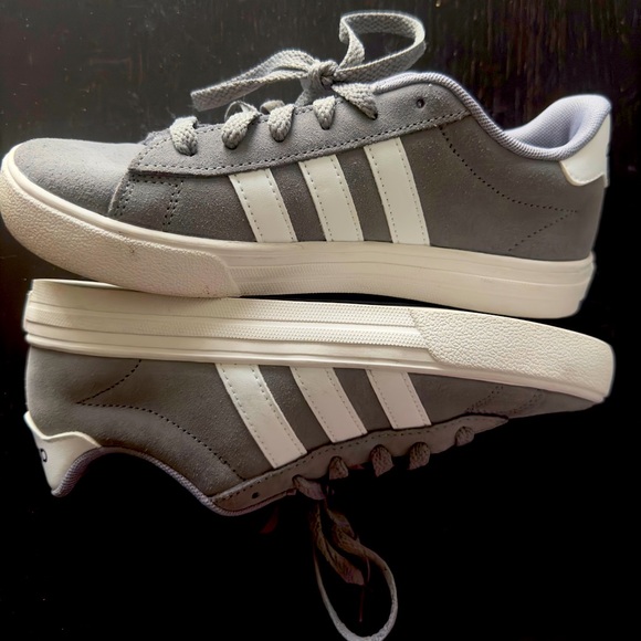 Adidas 2.0 daily sneakers - Picture 2 of 10